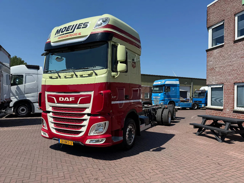 DAF XF 480 XF480 6X2 SSC CHASSIS EURO6 HOLLAND TRUCK - משאית עם שלדת תא: תמונה 2 DAF XF 480 XF480 6X2 SSC CHASSIS EURO6 HOLLAND TRUCK - משאית עם שלדת תא: תמונה 2