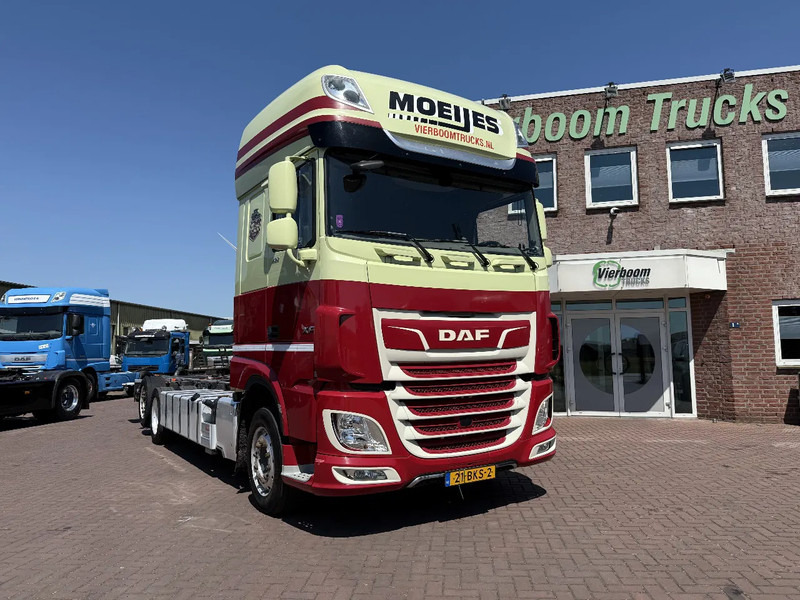 DAF XF 480 XF480 6X2 SSC CHASSIS EURO6 HOLLAND TRUCK - משאית עם שלדת תא: תמונה 1 DAF XF 480 XF480 6X2 SSC CHASSIS EURO6 HOLLAND TRUCK - משאית עם שלדת תא: תמונה 1