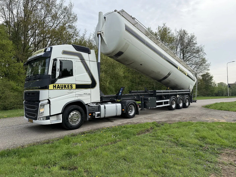 Kässbohrer SSK-60 Kipp-Silo 60.000liter TOP ZUSTAND HOLLAND TRAILER!!!!!!!!! - סמיטריילר מכל: תמונה 4 Kässbohrer SSK-60 Kipp-Silo 60.000liter TOP ZUSTAND HOLLAND TRAILER!!!!!!!!! - סמיטריילר מכל: תמונה 4
