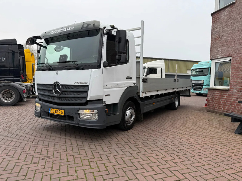 Mercedes-Benz Atego Atego 916 met 6.2m open laadbak / 3e zit / airco / mileu zone proof / 2020!!!! - משאית צד נופל/ שטוחה: תמונה 2 Mercedes-Benz Atego Atego 916 met 6.2m open laadbak / 3e zit / airco / mileu zone proof / 2020!!!! - משאית צד נופל/ שטוחה: תמונה 2