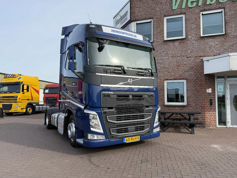 יחידת טרקטור Volvo FH FH420 Globetrotter lowdeck / 2x tank / acc / Volvo Service / Top condition NL Truck: תמונה 1