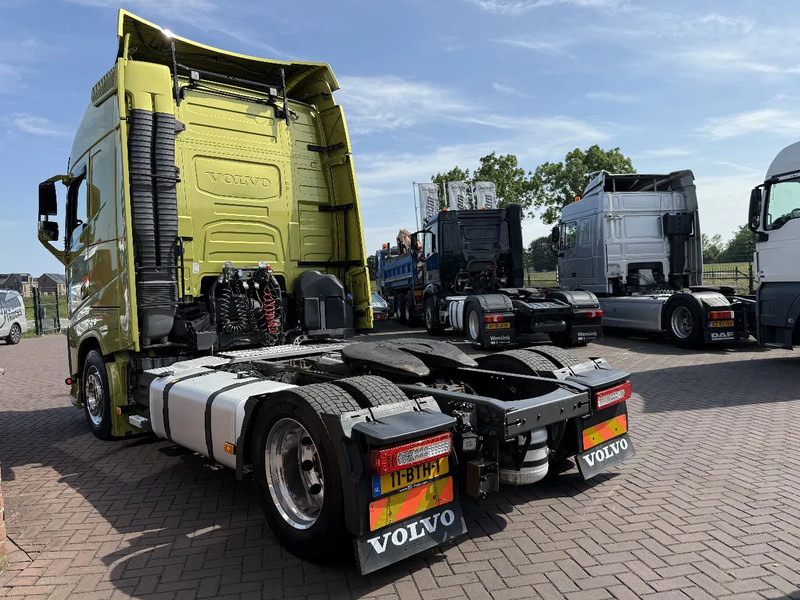 Volvo FH FH540 x-low / Ipark-cool / Leder Sitze / TV / Hebesattel / Alcoa / Holland Truck - יחידת טרקטור: תמונה 3 Volvo FH FH540 x-low / Ipark-cool / Leder Sitze / TV / Hebesattel / Alcoa / Holland Truck - יחידת טרקטור: תמונה 3