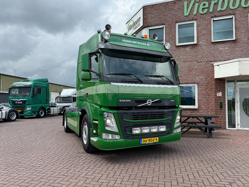 Volvo FM FM370 4X2 Globetrotter / Welgro compressor / Dynimac steering / Holland Truck - יחידת טרקטור: תמונה 1 Volvo FM FM370 4X2 Globetrotter / Welgro compressor / Dynimac steering / Holland Truck - יחידת טרקטור: תמונה 1