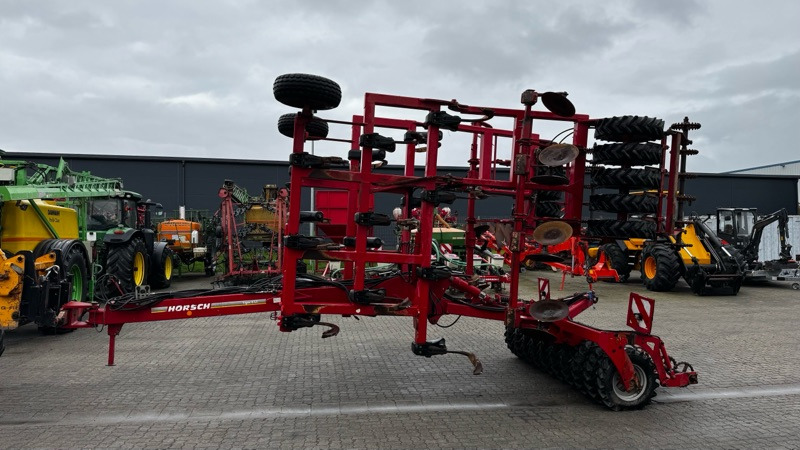 Horsch Tiger 6 LT in top Zustand - קלטרת: תמונה 1 Horsch Tiger 6 LT in top Zustand - קלטרת: תמונה 1