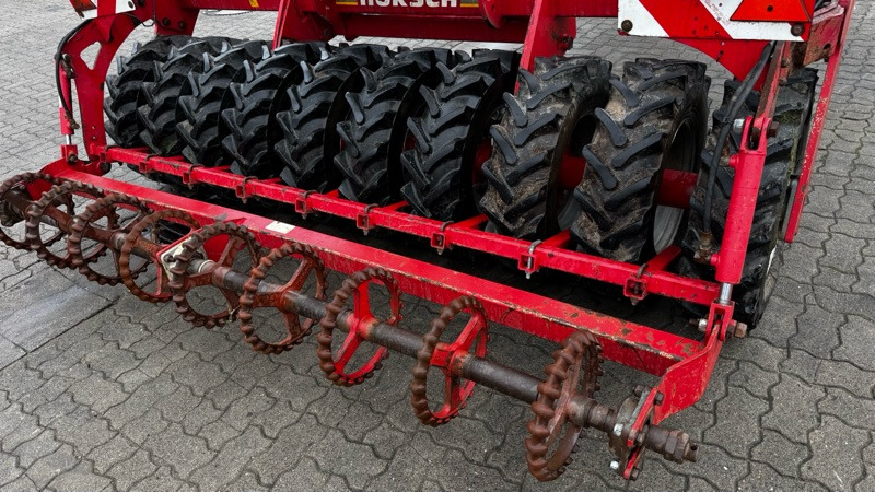 Horsch Tiger 6 LT in top Zustand - קלטרת: תמונה 3 Horsch Tiger 6 LT in top Zustand - קלטרת: תמונה 3