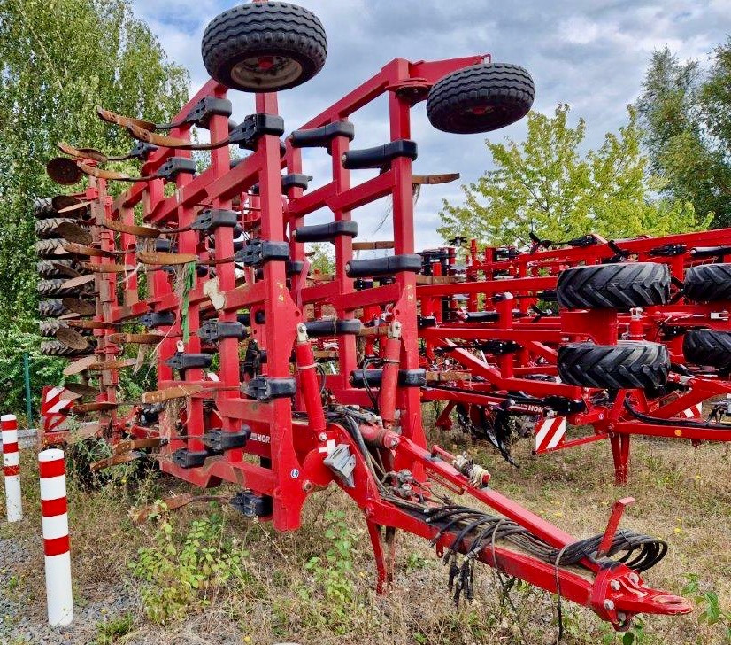 Horsch Tiger 8AS Reifenpacker - קלטרת: תמונה 1 Horsch Tiger 8AS Reifenpacker - קלטרת: תמונה 1