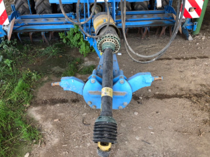 Lemken Compact Solitair 9/400 Zirkon 10 starr - מקדחת זריעה משולבת: תמונה 4 Lemken Compact Solitair 9/400 Zirkon 10 starr - מקדחת זריעה משולבת: תמונה 4