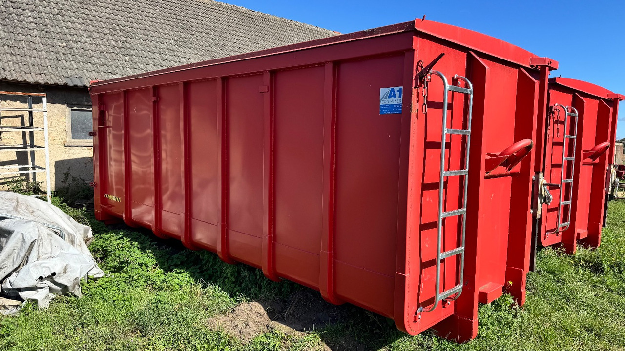 PRONAR T285/1 Hakenlift mit 2 Containern - כלי/ ציוד: תמונה 2 PRONAR T285/1 Hakenlift mit 2 Containern - כלי/ ציוד: תמונה 2