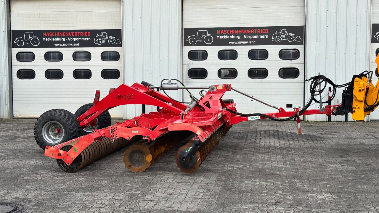 Top Agro SHARK 6.0 GRANO-SYSTEM Hydr. 6,0m - משדדת דיסק: תמונה 2 Top Agro SHARK 6.0 GRANO-SYSTEM Hydr. 6,0m - משדדת דיסק: תמונה 2