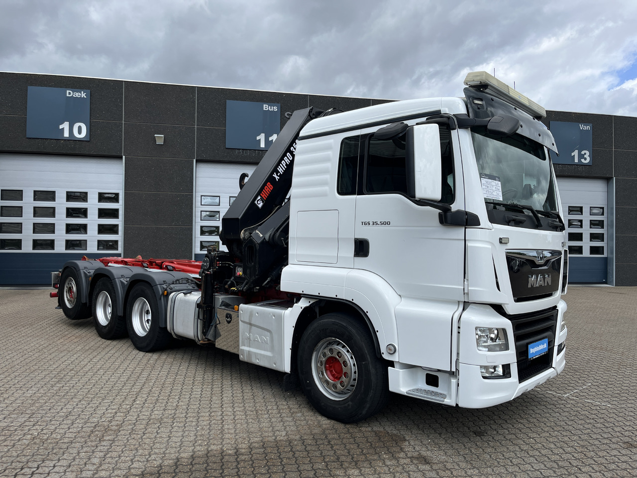 MAN TGS 35.500 8x4 - מוביל מכולות/ משאית החלפת גוף, משאית מנוף: תמונה 2 MAN TGS 35.500 8x4 - מוביל מכולות/ משאית החלפת גוף, משאית מנוף: תמונה 2