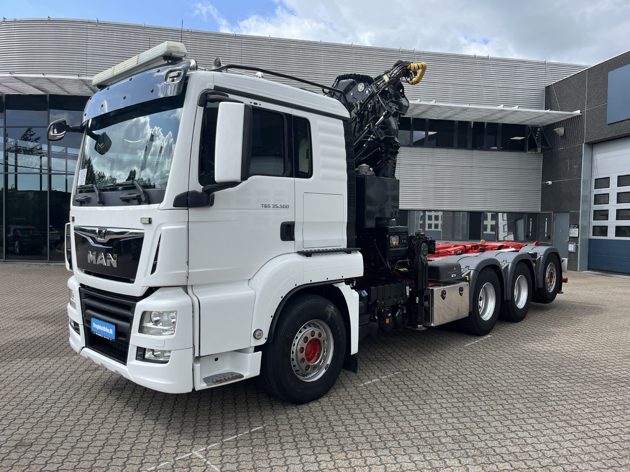 MAN TGS 35.500 8x4 - מוביל מכולות/ משאית החלפת גוף, משאית מנוף: תמונה 1 MAN TGS 35.500 8x4 - מוביל מכולות/ משאית החלפת גוף, משאית מנוף: תמונה 1