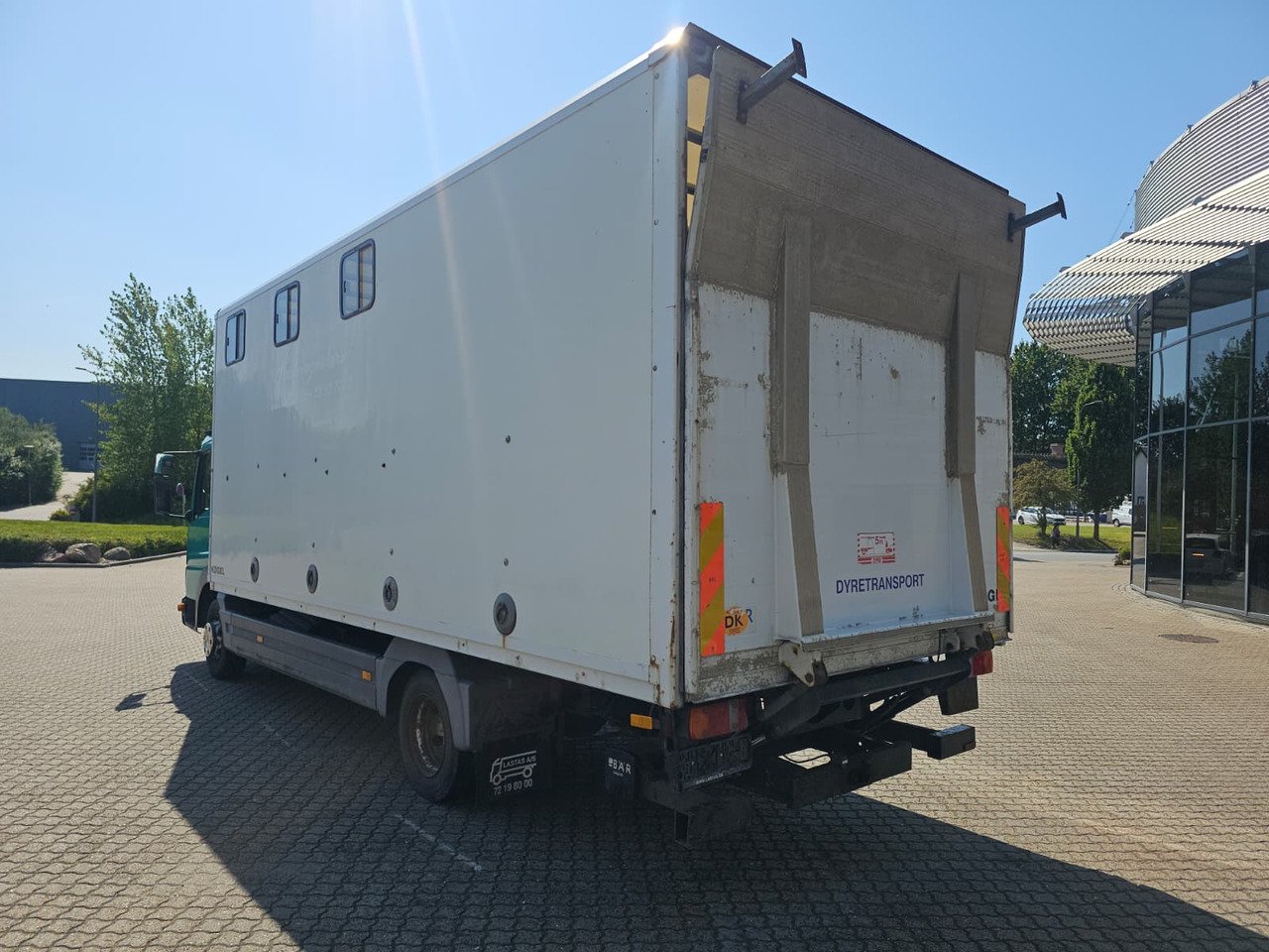 Mercedes Atego 817 - משאית להובלת בעלי חיים: תמונה 3 Mercedes Atego 817 - משאית להובלת בעלי חיים: תמונה 3