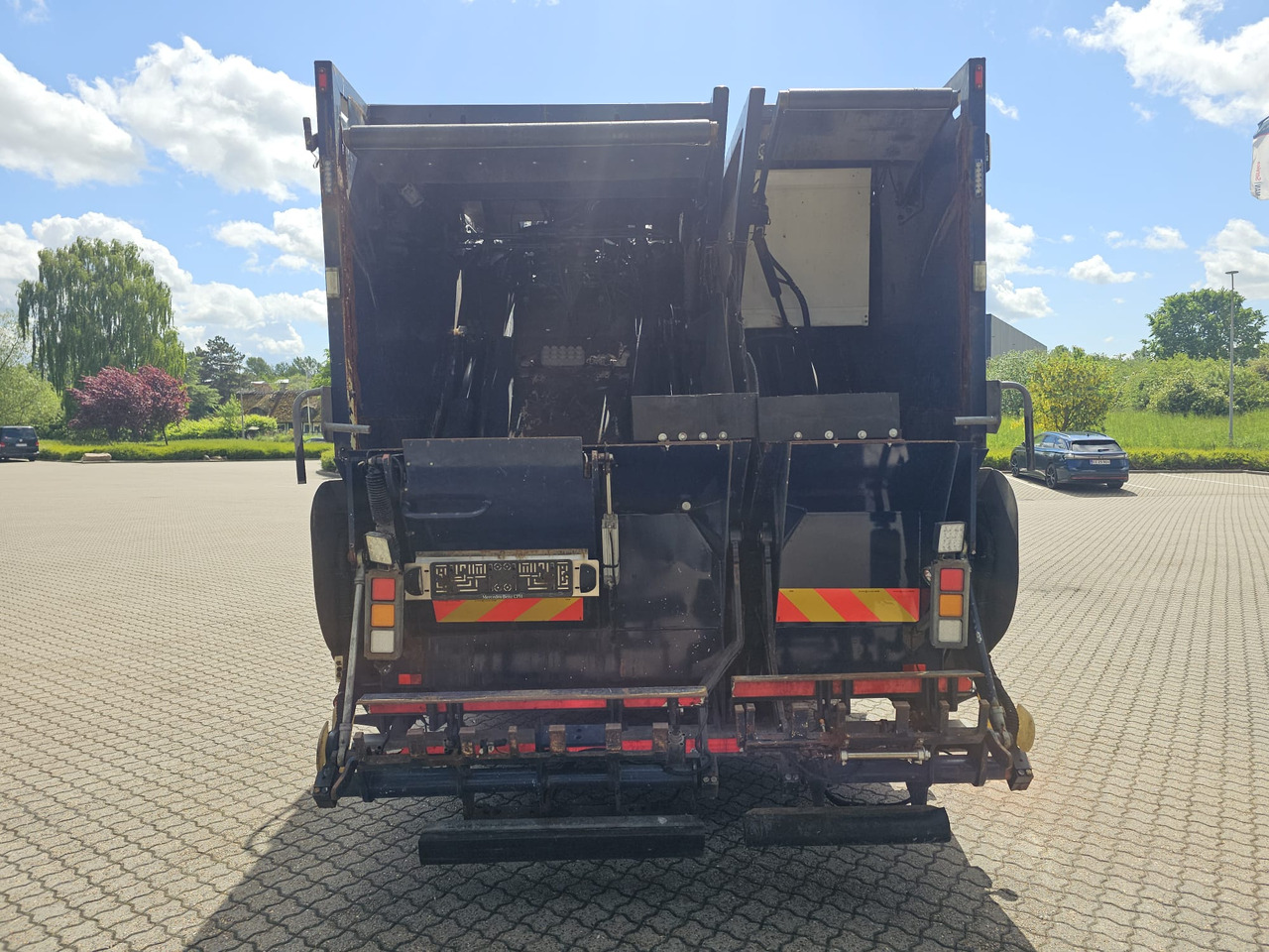 Mercedes Econic 2630 Gas-CNG - משאית אשפה: תמונה 3 Mercedes Econic 2630 Gas-CNG - משאית אשפה: תמונה 3