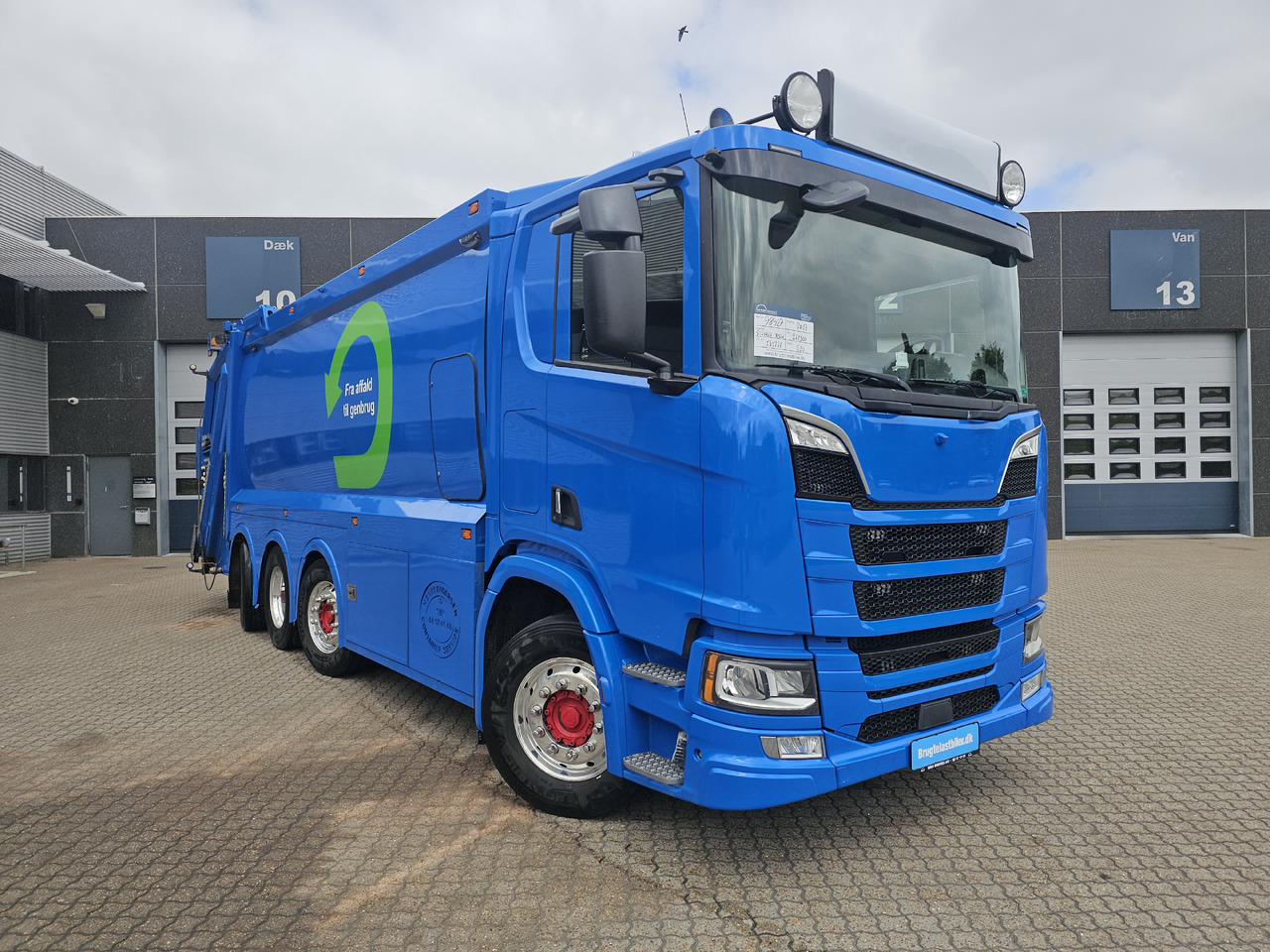 Scania R520 8x2 - משאית אשפה: תמונה 2 Scania R520 8x2 - משאית אשפה: תמונה 2