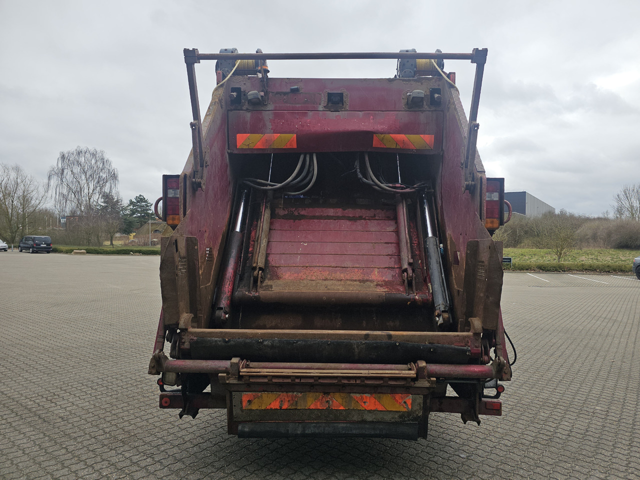 Volvo FM9 6x2 - משאית אשפה: תמונה 5 Volvo FM9 6x2 - משאית אשפה: תמונה 5
