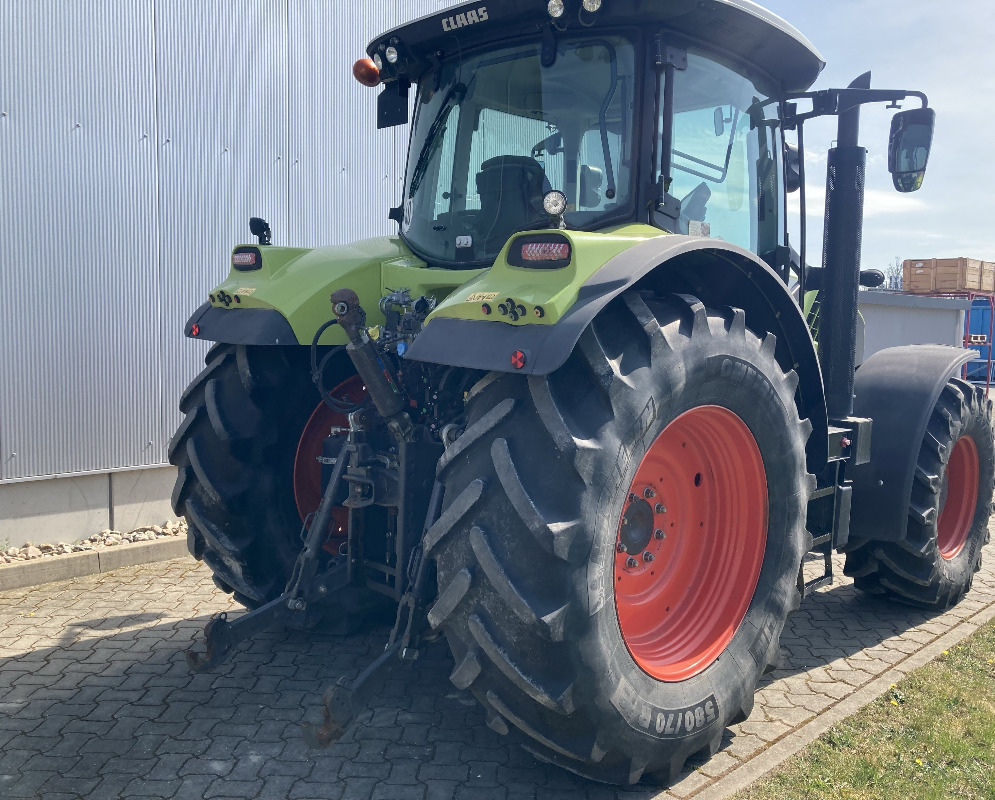 CLAAS Arion 650 CEBIS - טרקטור חקלאי: תמונה 2 CLAAS Arion 650 CEBIS - טרקטור חקלאי: תמונה 2