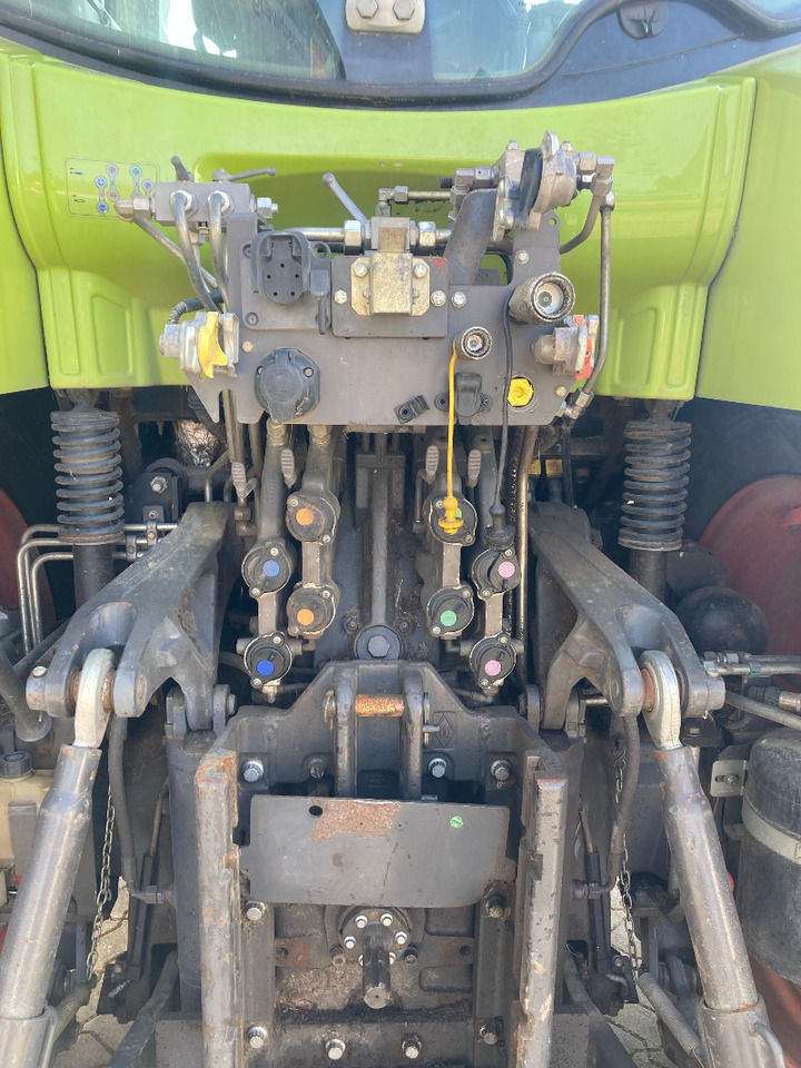CLAAS Arion 650 CMATIC - טרקטור חקלאי: תמונה 4 CLAAS Arion 650 CMATIC - טרקטור חקלאי: תמונה 4