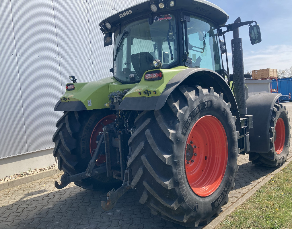 CLAAS Arion 650 CMATIC - טרקטור חקלאי: תמונה 2 CLAAS Arion 650 CMATIC - טרקטור חקלאי: תמונה 2