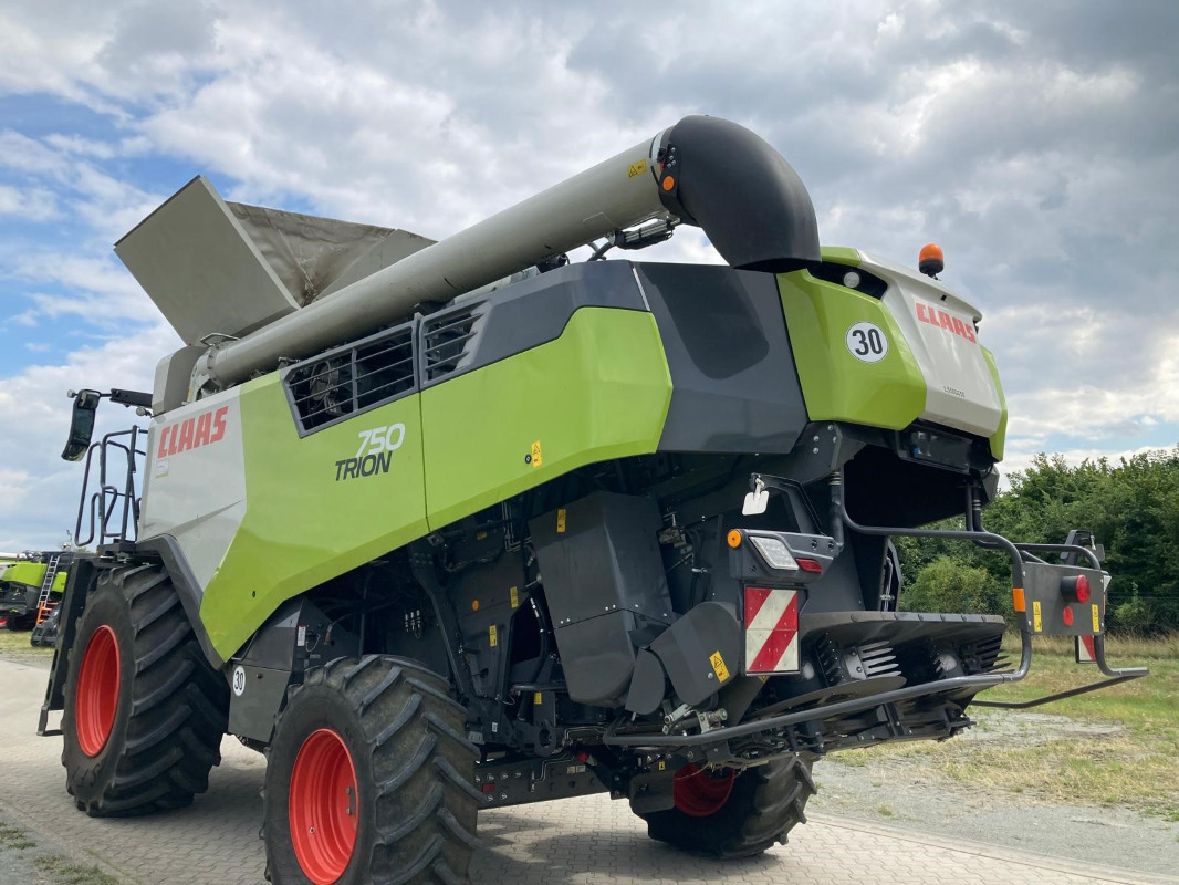 CLAAS Trion 750 - מקצרת קומבינה: תמונה 5 CLAAS Trion 750 - מקצרת קומבינה: תמונה 5