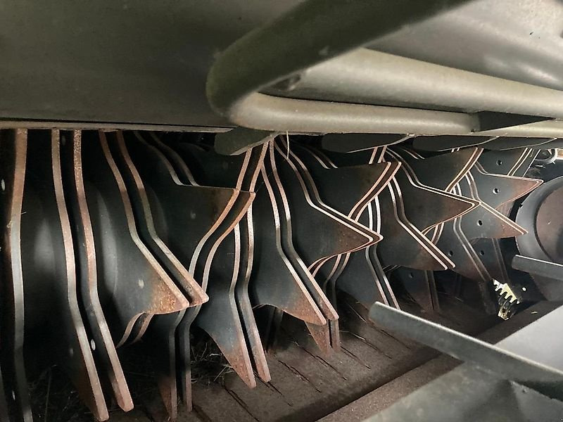 CLAAS Variant 485 RC PRO - מכונת צרור עגולה: תמונה 2 CLAAS Variant 485 RC PRO - מכונת צרור עגולה: תמונה 2