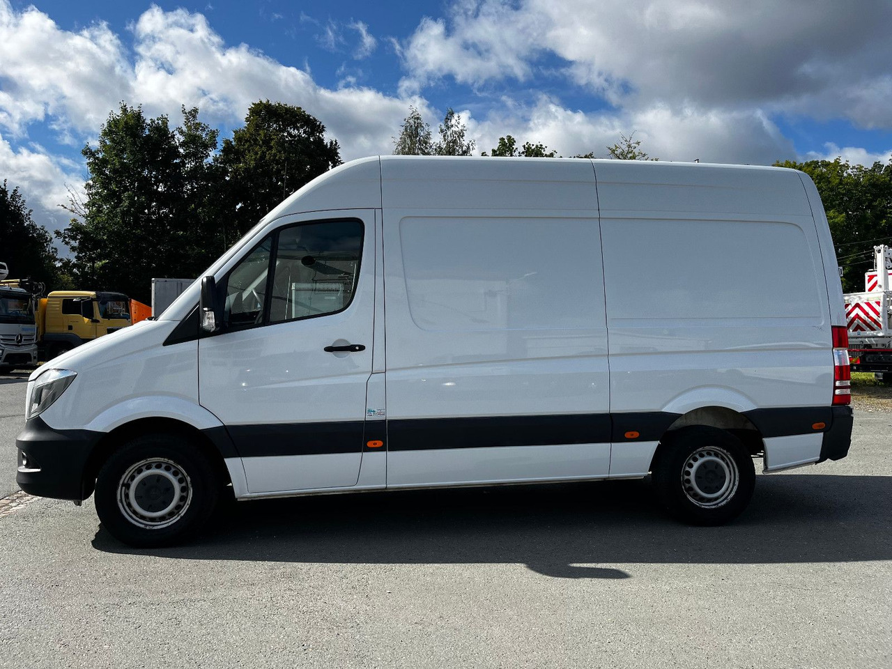 Mercedes-Benz Sprinter II Kasten 316 CDI - כלי רכב מסחרי עם לוח: תמונה 4 Mercedes-Benz Sprinter II Kasten 316 CDI - כלי רכב מסחרי עם לוח: תמונה 4