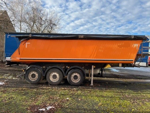 Schmitz Cargobull SKI 24 7,2 Alu Kastenmulde Verschleißboden neu Schmitz Cargobull SKI 24 7,2 Alu Kastenmulde Verschleißboden neu - סמיטריילר עם מזהיר: תמונה 1 Schmitz Cargobull SKI 24 7,2 Alu Kastenmulde Verschleißboden neu Schmitz Cargobull SKI 24 7,2 Alu Kastenmulde Verschleißboden neu - סמיטריילר עם מזהיר: תמונה 1