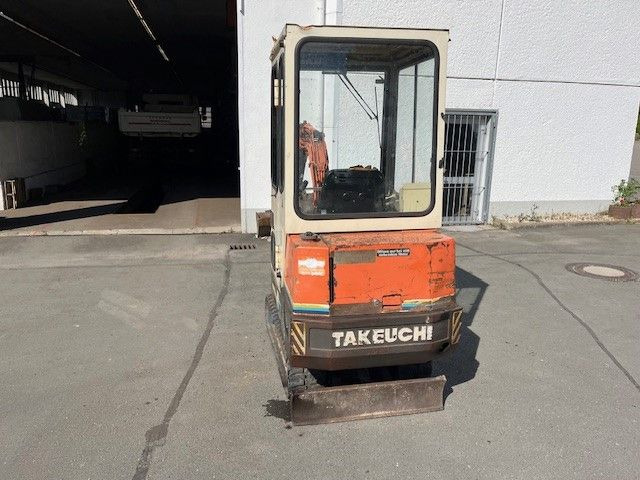 Takeuchi T B 15 A - מיני מחפר: תמונה 5 Takeuchi T B 15 A - מיני מחפר: תמונה 5