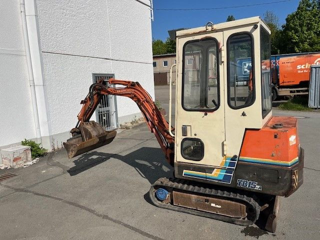 Takeuchi T B 15 A - מיני מחפר: תמונה 2 Takeuchi T B 15 A - מיני מחפר: תמונה 2