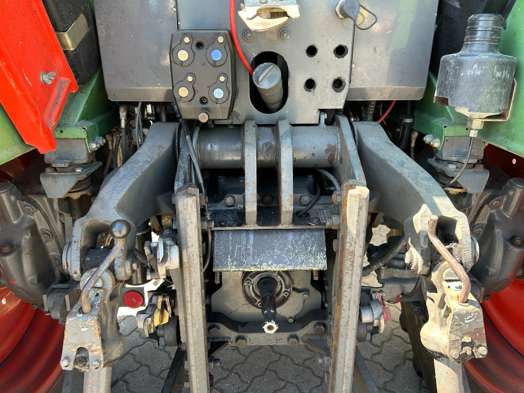 Fendt Farmer 310 - טרקטור חקלאי: תמונה 4 Fendt Farmer 310 - טרקטור חקלאי: תמונה 4