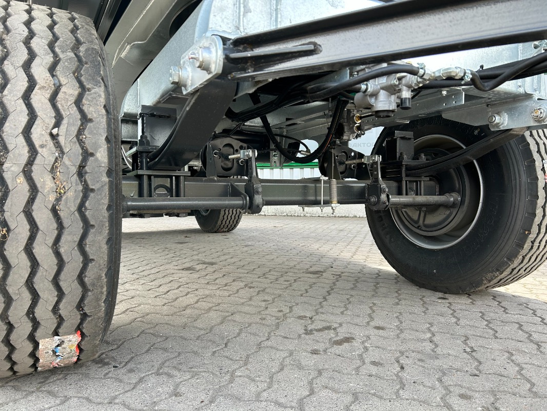 Fliegl DK 180 Maxum Fox limited - קרון נגרר: תמונה 3 Fliegl DK 180 Maxum Fox limited - קרון נגרר: תמונה 3