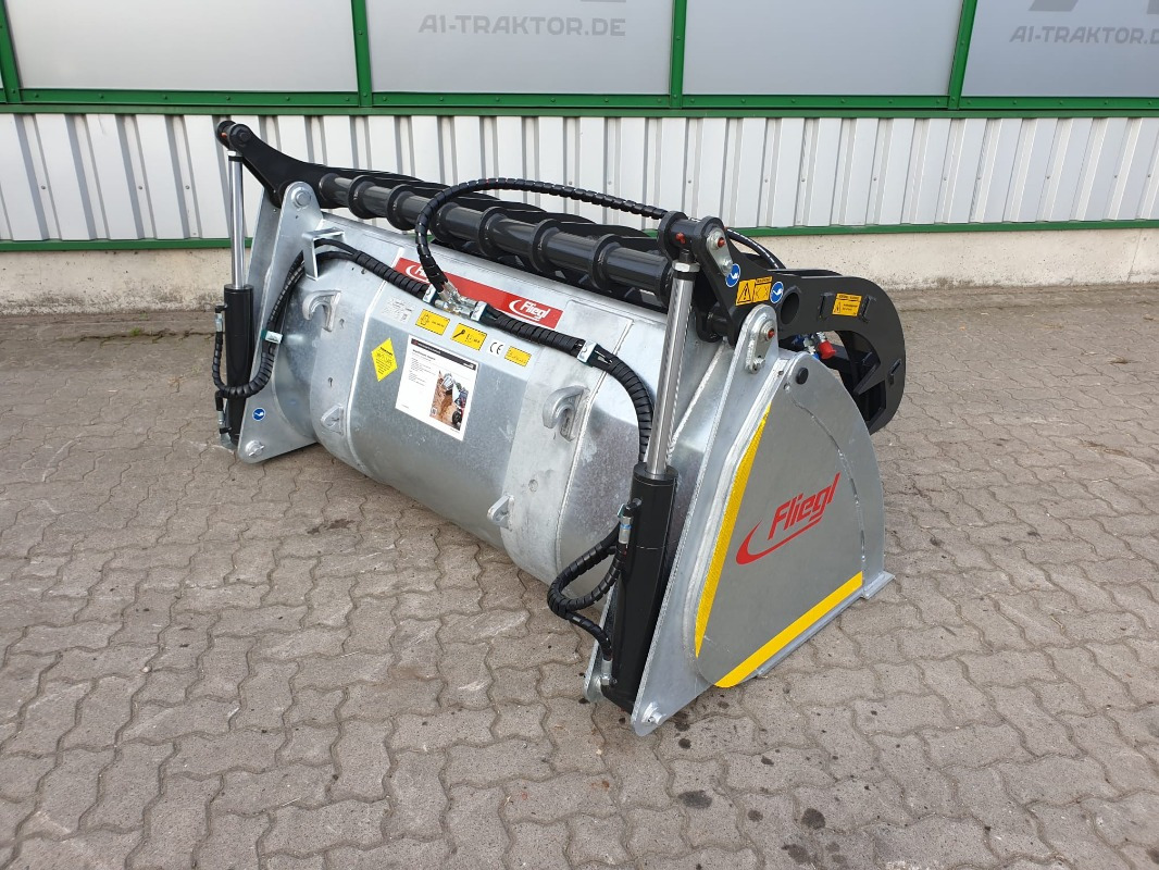 Fliegl SILOGREIFSCHAUFEL - מעמיס קדמי לטרקטור: תמונה 4 Fliegl SILOGREIFSCHAUFEL - מעמיס קדמי לטרקטור: תמונה 4