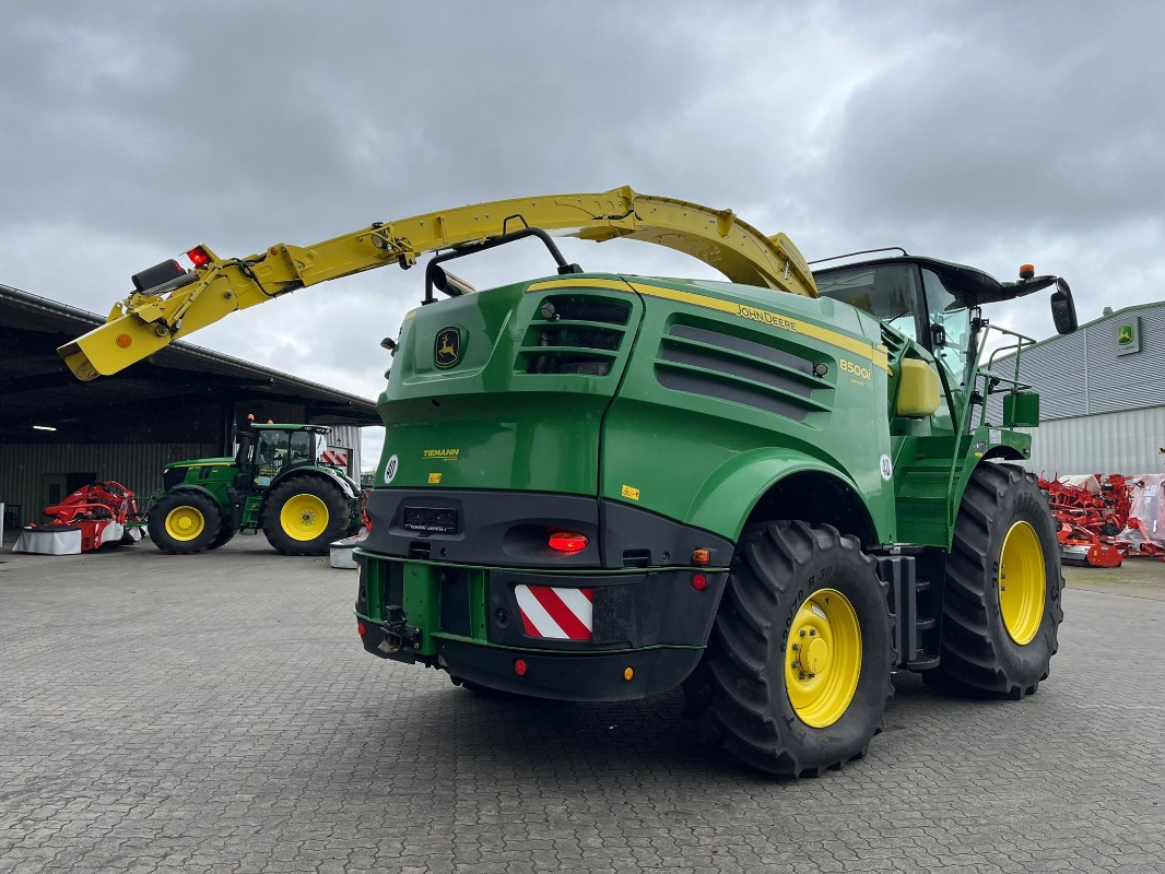 מקצרה John Deere 8500: תמונה 6