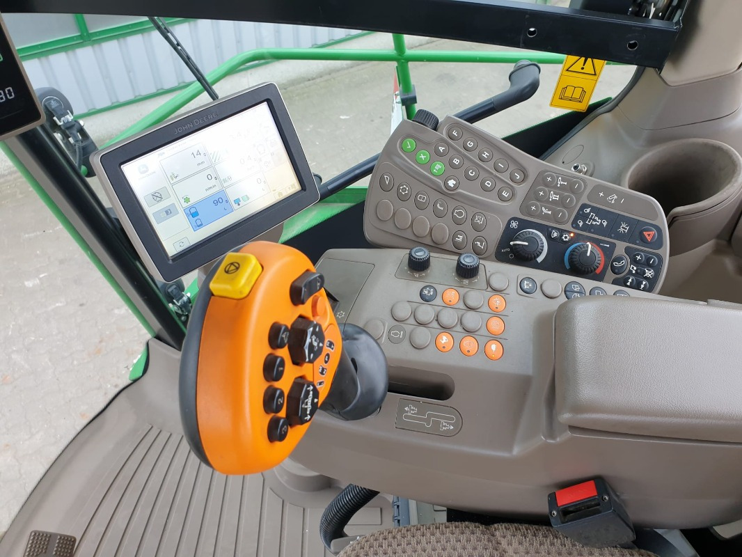 מקצרה John Deere 8600I: תמונה 8