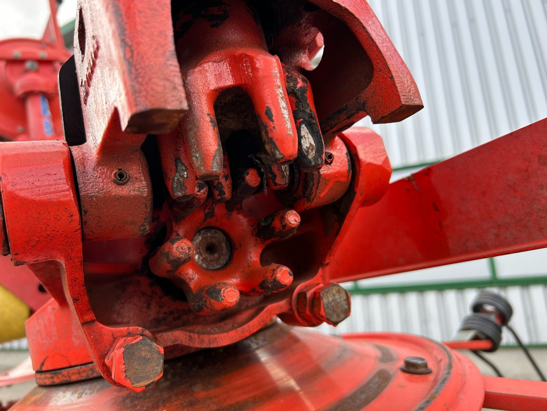 Kuhn GF 5001 MH - גורף/ מגרפה: תמונה 3 Kuhn GF 5001 MH - גורף/ מגרפה: תמונה 3