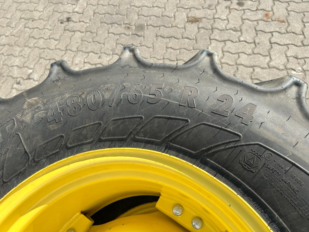 Mitas Kompletträder 540/65R38 480/65R24 - צמיג עבור מכונה חקלאית: תמונה 5 Mitas Kompletträder 540/65R38 480/65R24 - צמיג עבור מכונה חקלאית: תמונה 5