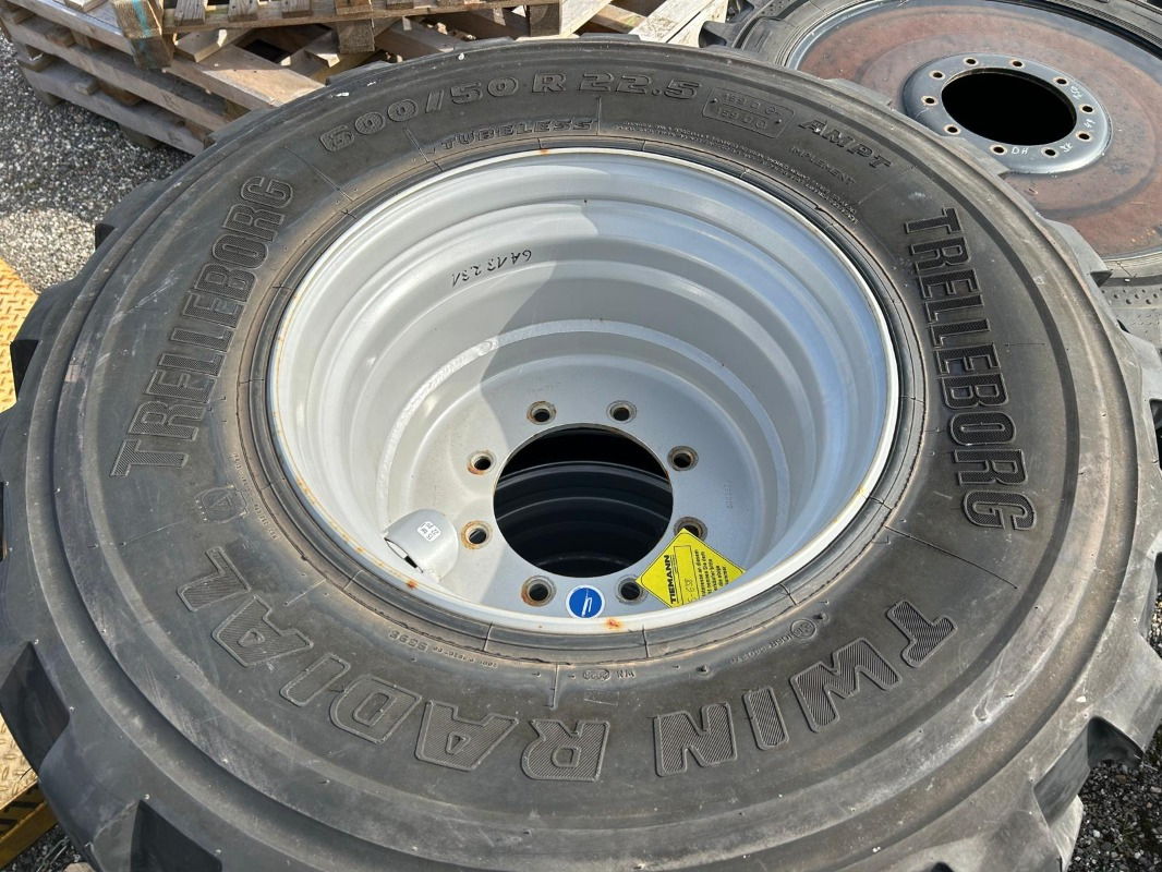 Trelleborg 600/50R22.5 - 2 Stück - גלגלים וצמיגים עבור מכונה חקלאית: תמונה 2 Trelleborg 600/50R22.5 - 2 Stück - גלגלים וצמיגים עבור מכונה חקלאית: תמונה 2