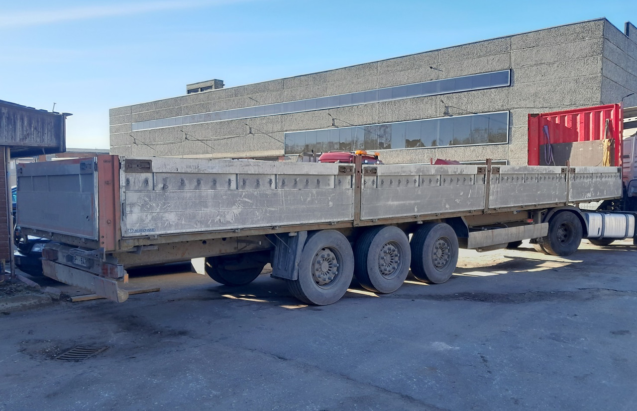 KRONE SD - סמיטריילר צד נופל/ שטוח: תמונה 1 KRONE SD - סמיטריילר צד נופל/ שטוח: תמונה 1