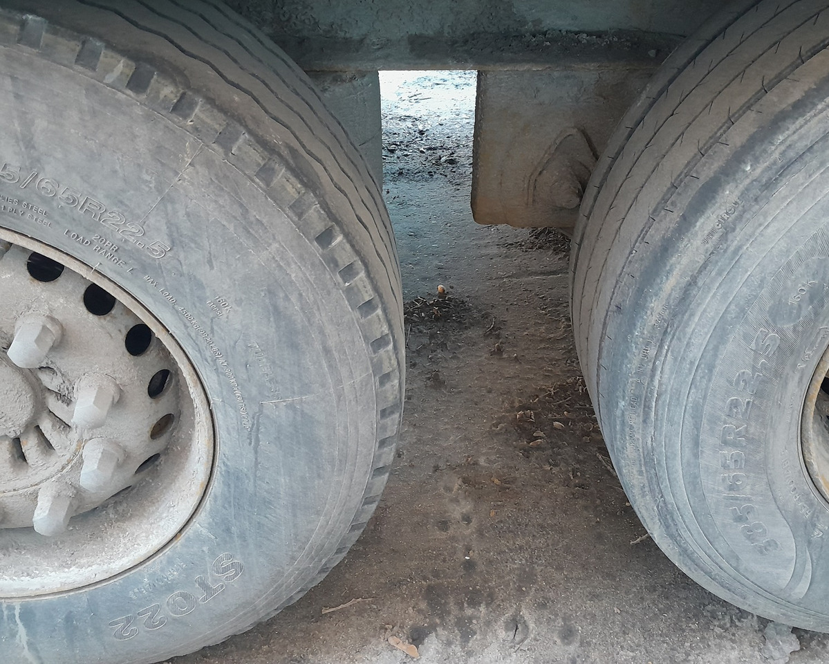 KRONE SD - סמיטריילר צד נופל/ שטוח: תמונה 4 KRONE SD - סמיטריילר צד נופל/ שטוח: תמונה 4