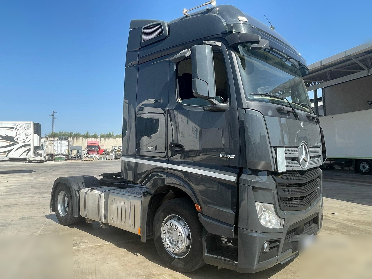 MERCEDES-BENZ ACTROS 1848 - יחידת טרקטור: תמונה 1 MERCEDES-BENZ ACTROS 1848 - יחידת טרקטור: תמונה 1
