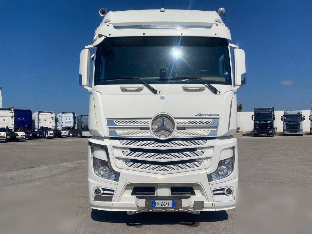 MERCEDES-BENZ ACTROS 2545 - משאית עם שלדת תא: תמונה 2 MERCEDES-BENZ ACTROS 2545 - משאית עם שלדת תא: תמונה 2