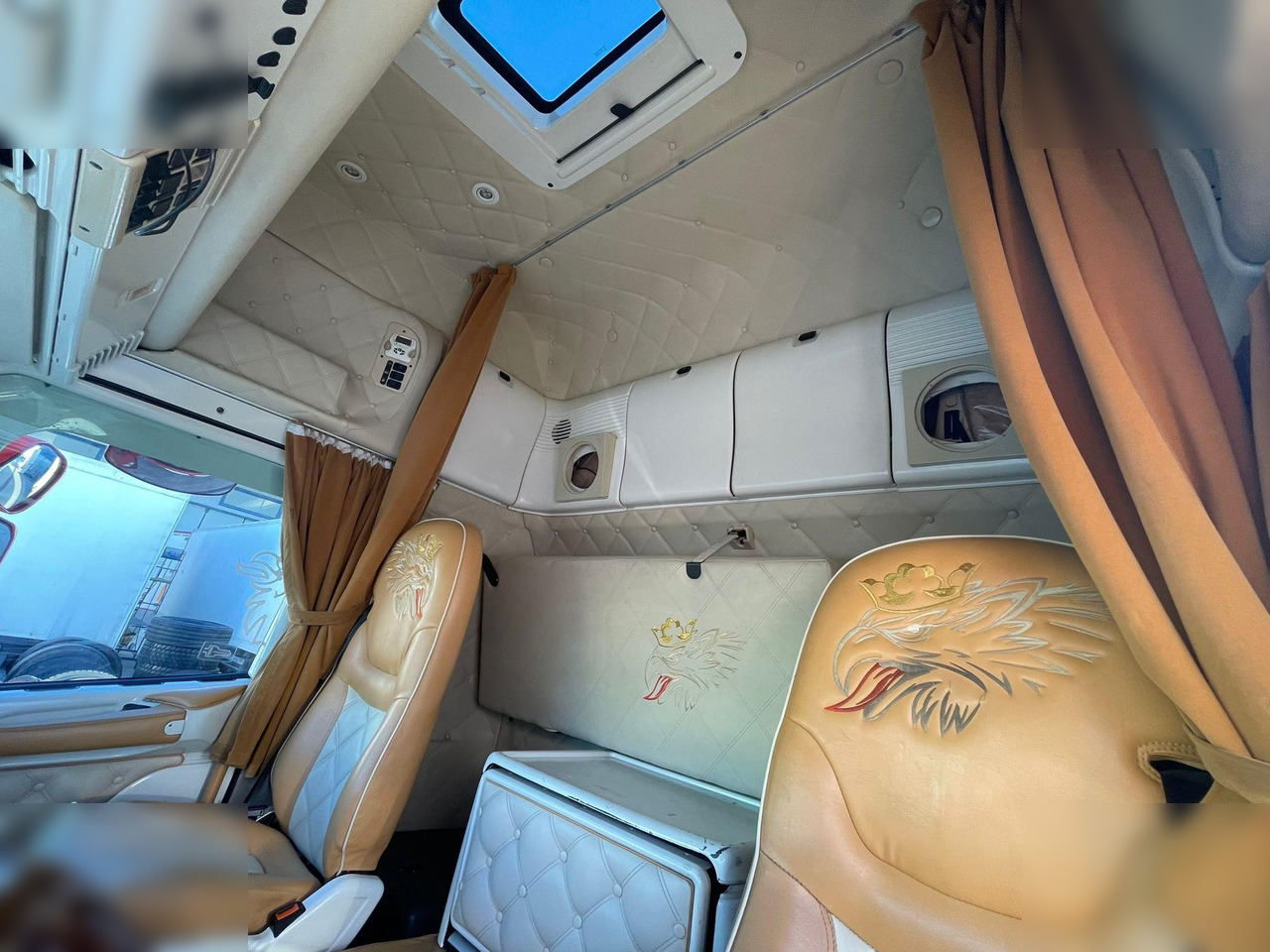 SCANIA R124.420 - יחידת טרקטור: תמונה 3 SCANIA R124.420 - יחידת טרקטור: תמונה 3