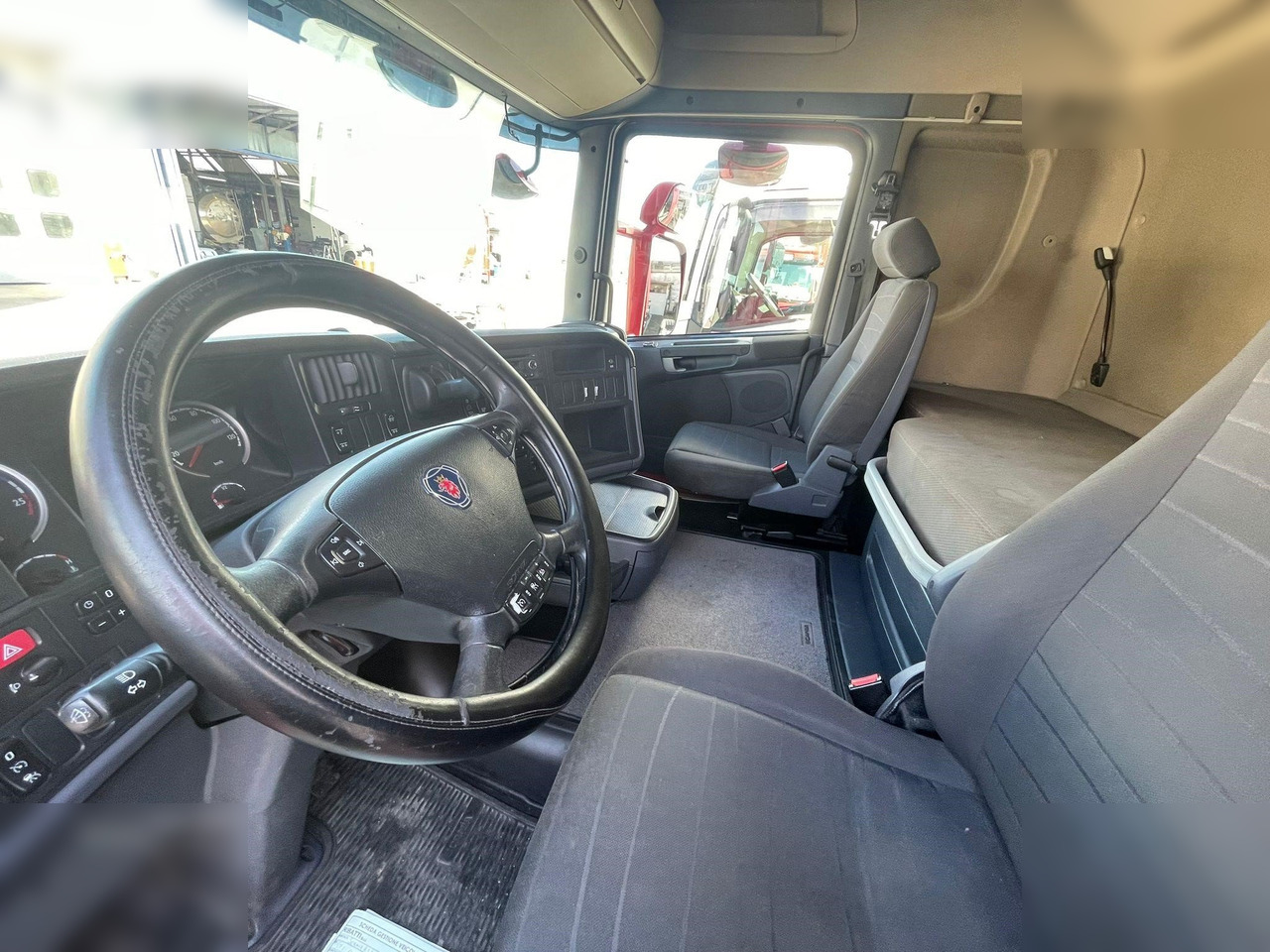 SCANIA R450 - מוביל מכולות/ משאית החלפת גוף: תמונה 3 SCANIA R450 - מוביל מכולות/ משאית החלפת גוף: תמונה 3