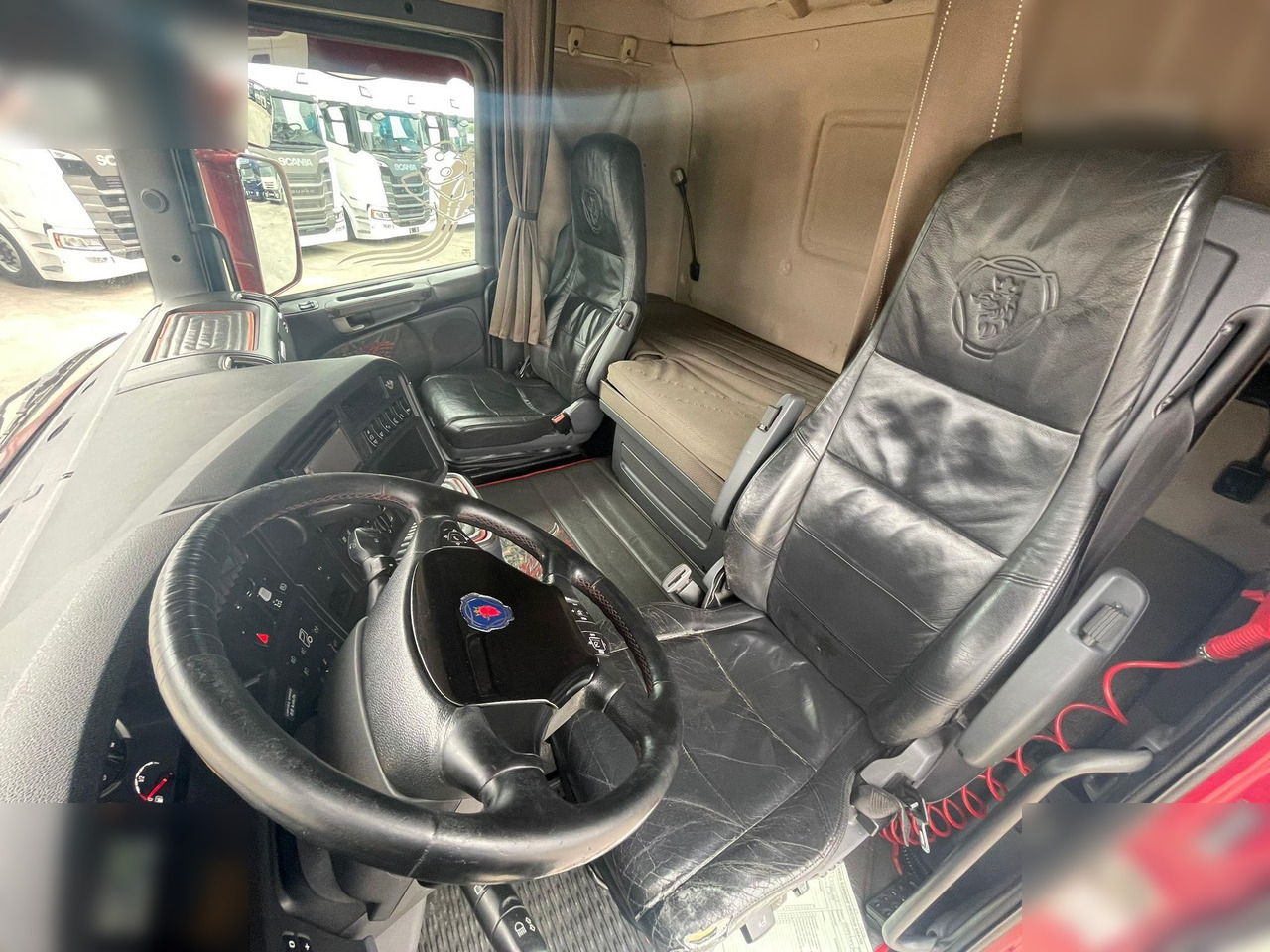 SCANIA R560 - מוביל מכולות/ משאית החלפת גוף: תמונה 5 SCANIA R560 - מוביל מכולות/ משאית החלפת גוף: תמונה 5