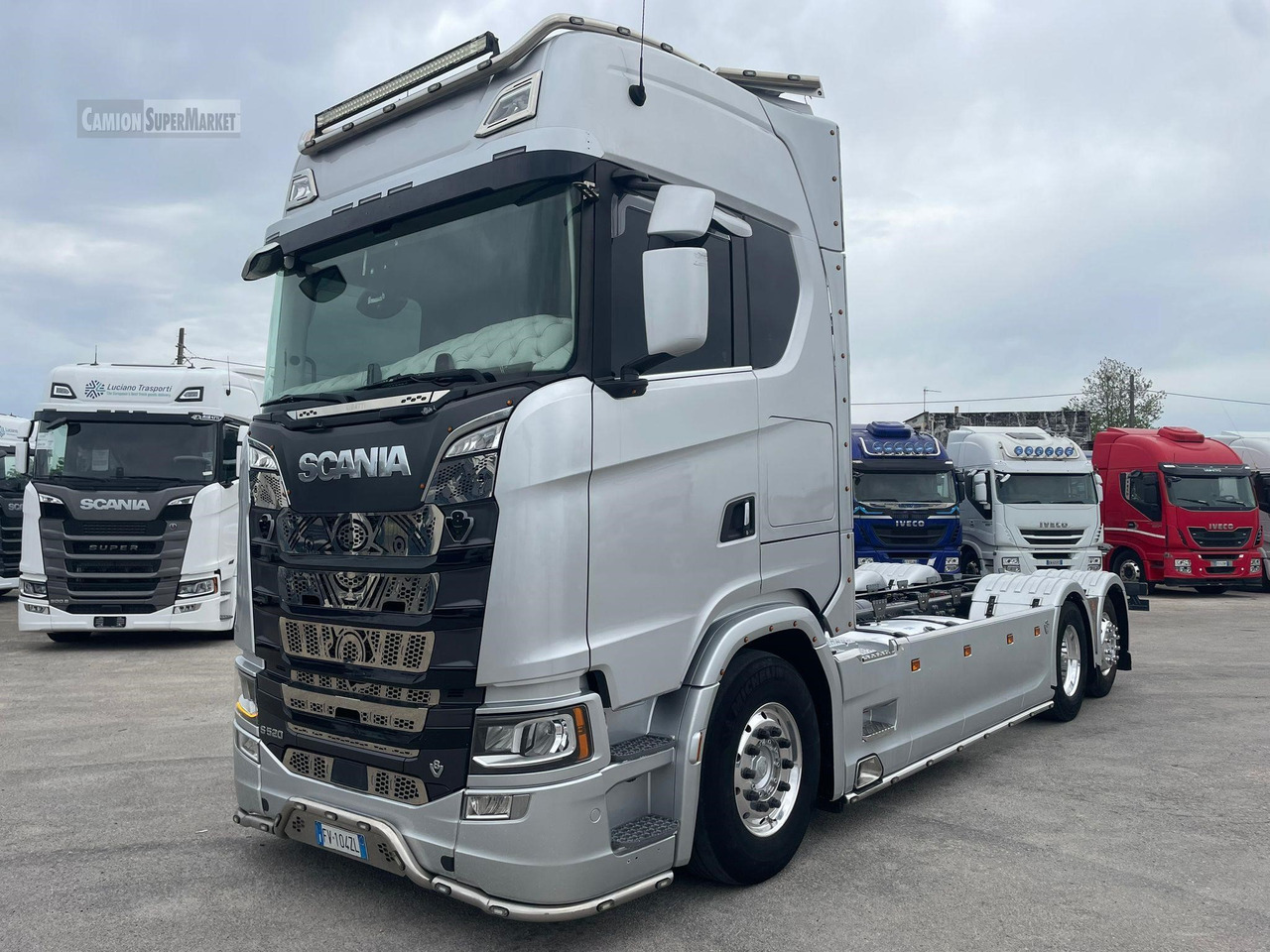 SCANIA S520 - משאית עם שלדת תא: תמונה 2 SCANIA S520 - משאית עם שלדת תא: תמונה 2