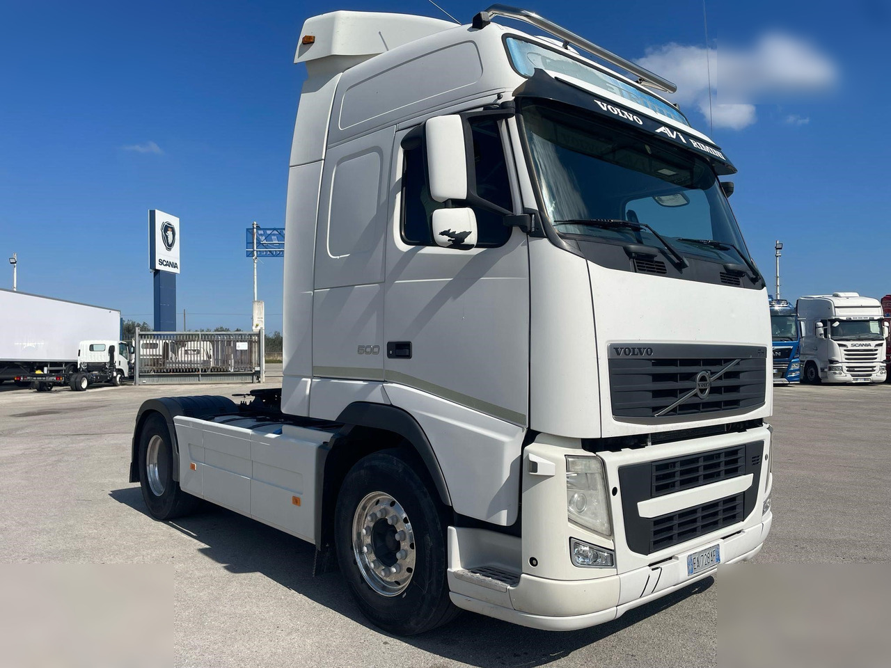 VOLVO FH12 - יחידת טרקטור: תמונה 2 VOLVO FH12 - יחידת טרקטור: תמונה 2