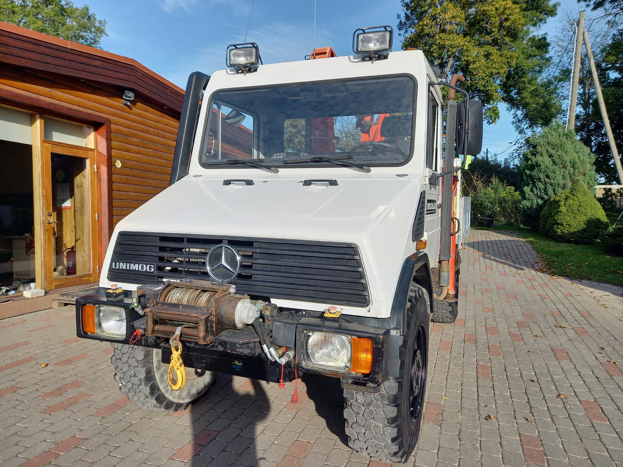 UNIMOG U100L - משאית מנוף: תמונה 3 UNIMOG U100L - משאית מנוף: תמונה 3
