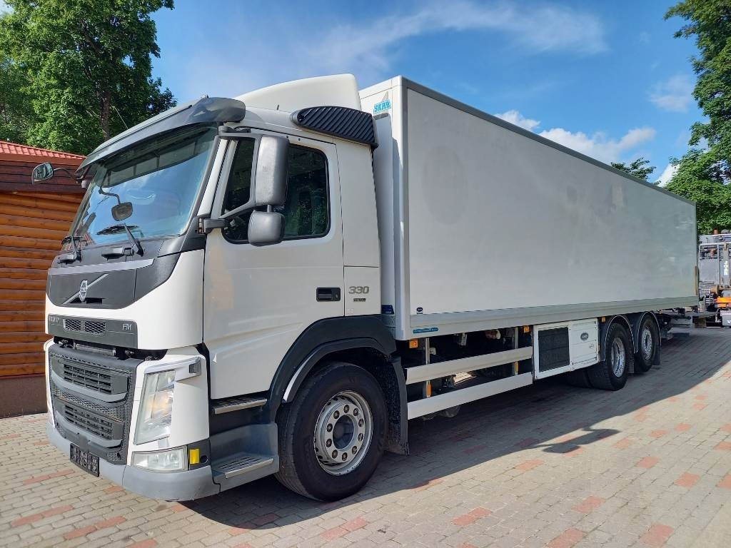 משאית קירור Volvo FM 330, 6x2, CARRIER SUPRA 950 U: תמונה 8