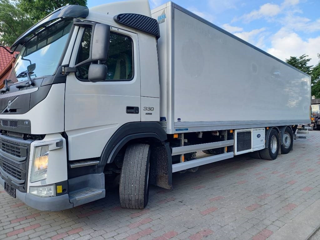 Volvo FM 330, 6x2, CARRIER SUPRA 950 U - משאית קירור: תמונה 3 Volvo FM 330, 6x2, CARRIER SUPRA 950 U - משאית קירור: תמונה 3