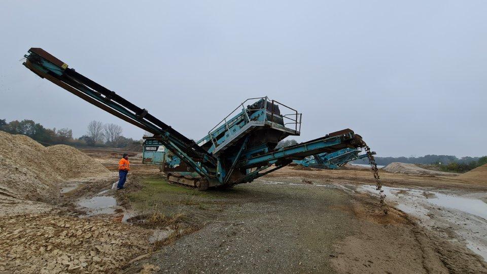 Powerscreen CHIEFTAIN 1400 Raupmobile Siebanlage - משקף: תמונה 2 Powerscreen CHIEFTAIN 1400 Raupmobile Siebanlage - משקף: תמונה 2
