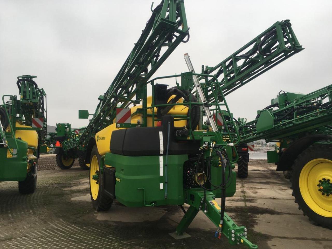 John Deere M962I - מרסס נגרר: תמונה 1 John Deere M962I - מרסס נגרר: תמונה 1